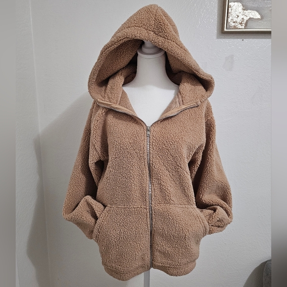 Forever 21 Jacket Faux Fur Taupe Size Small EUC - Picture 1 of 3